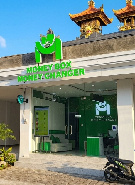 Money Box Pererenan storefront